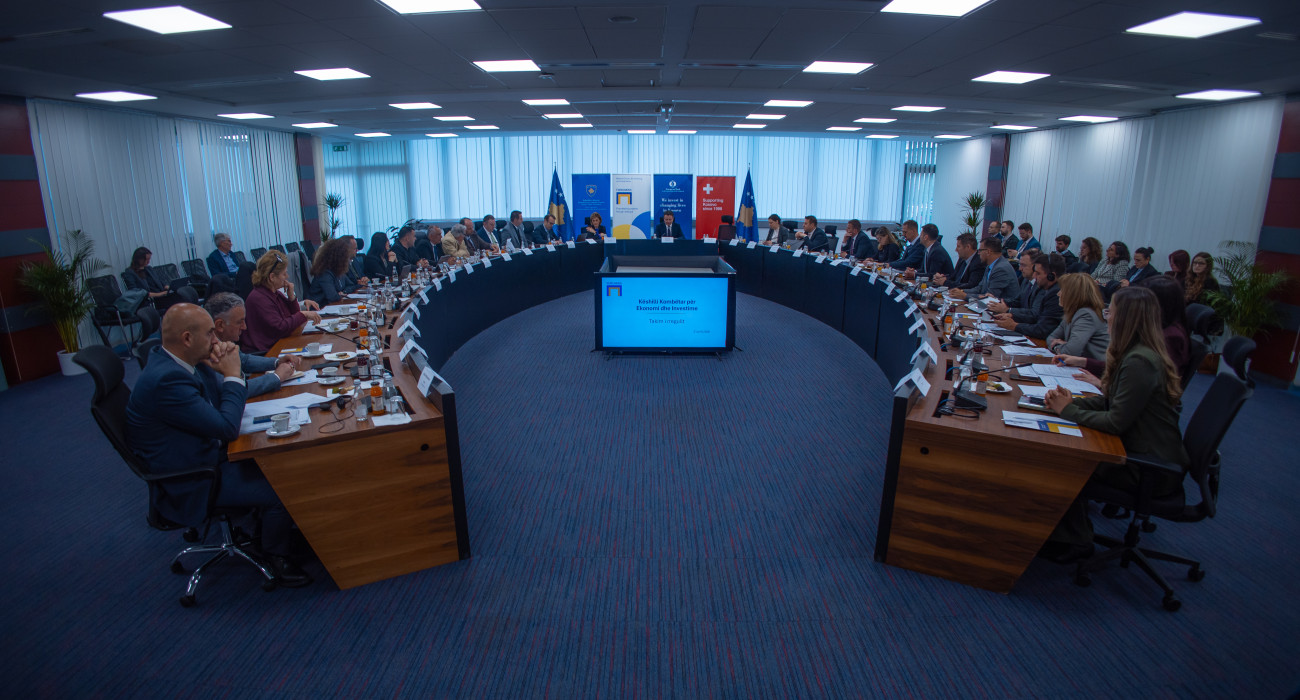 U mbajt takimi i rregullt i Këshillit