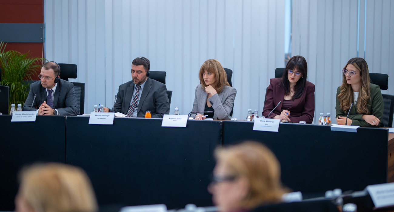 U mbajt takimi i rregullt i Këshillit