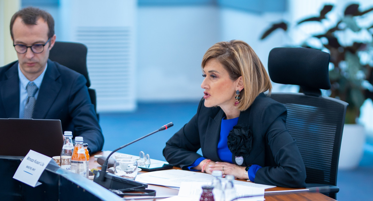 U mbajt takimi i rregullt i Këshillit