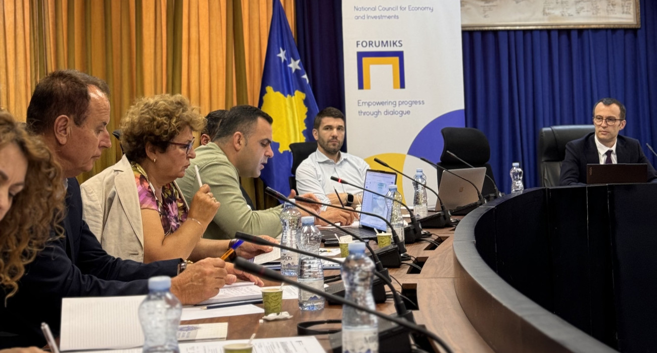 Two productive sectoral forums 